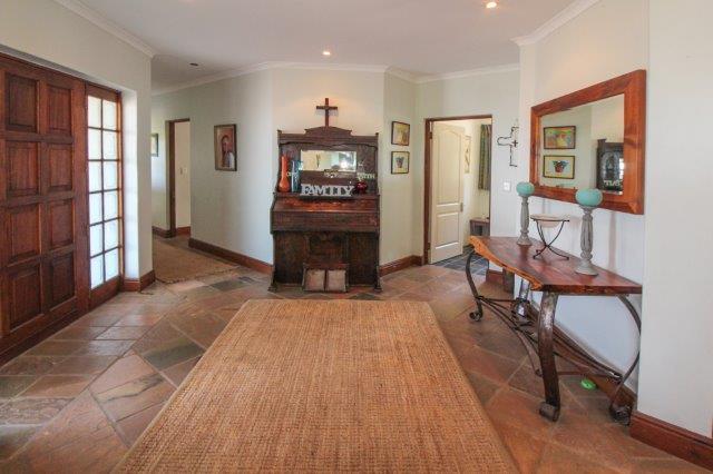 5 Bedroom Property for Sale in Knysna Heights Western Cape